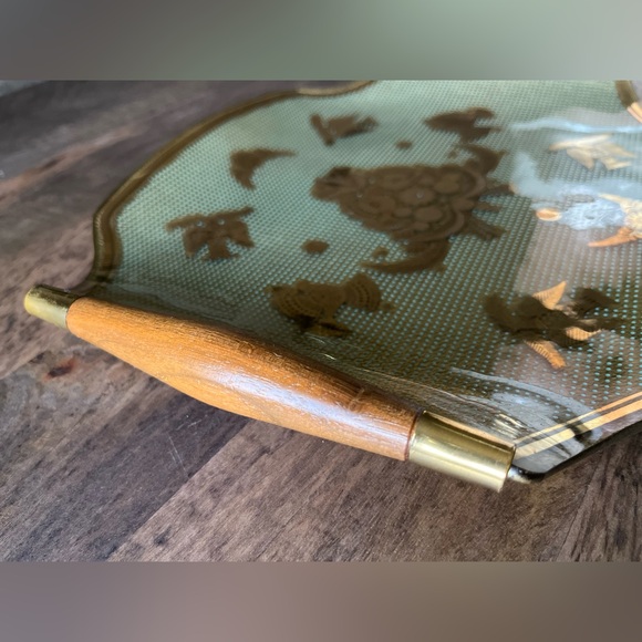 Georges Briard MCM Platter Tray 12.5x10" Gold with Birds Wooden Handles - Picture 6 of 9